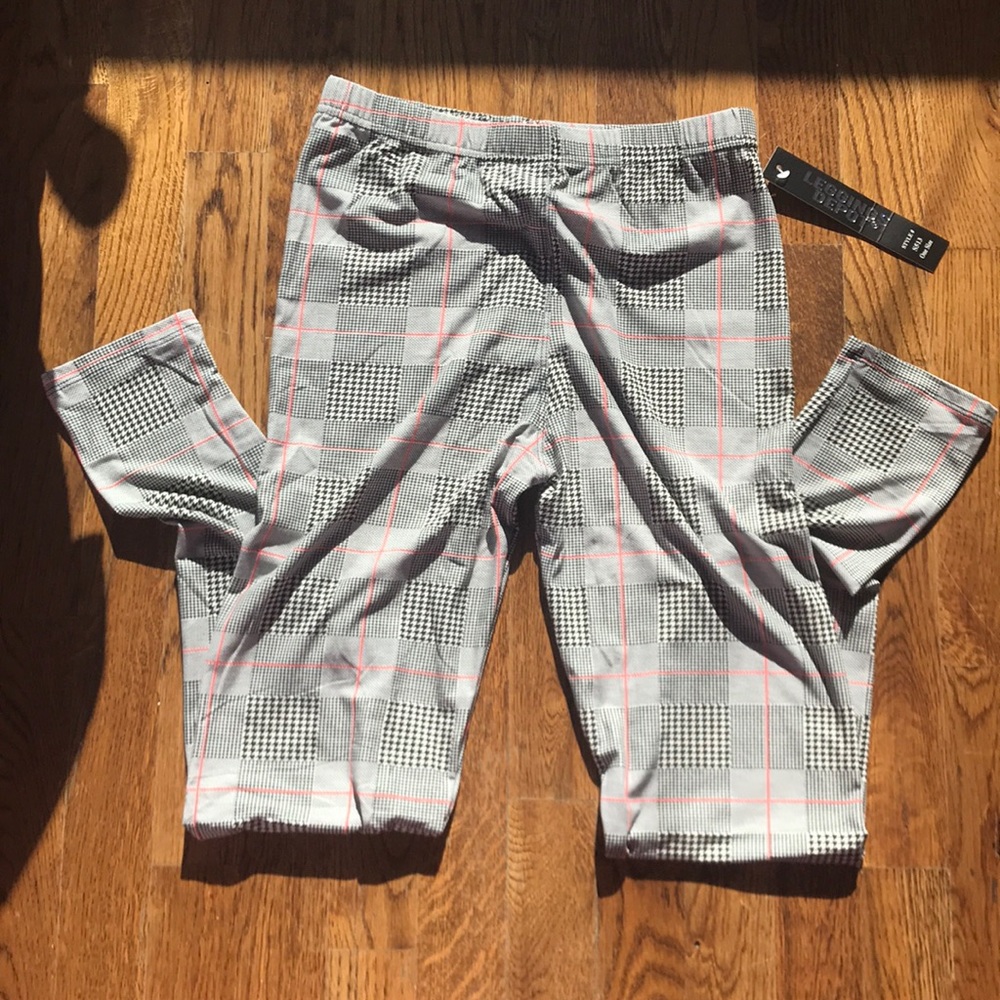 NWT Plaid Argyle Checkered Buttery Soft Leggings